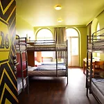 Amstel House Albergue *