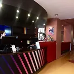 Amstel House Albergue *