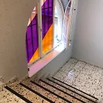 Amstel House Albergue *