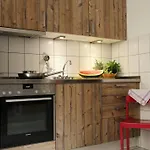 Amstel House Albergue *