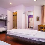 Albergue Amstel House *