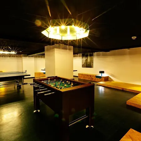 Amstel House
