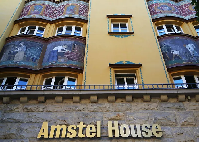 Amstel House *